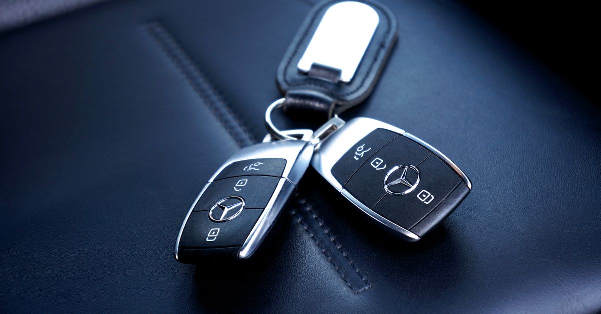 Toyota car key fob — Mike Locksmiths