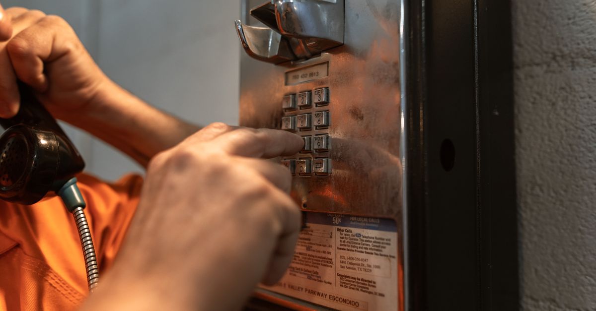Locked Out in Palm Valley? Do These 4 Things Before You Call — Mike Locksmiths