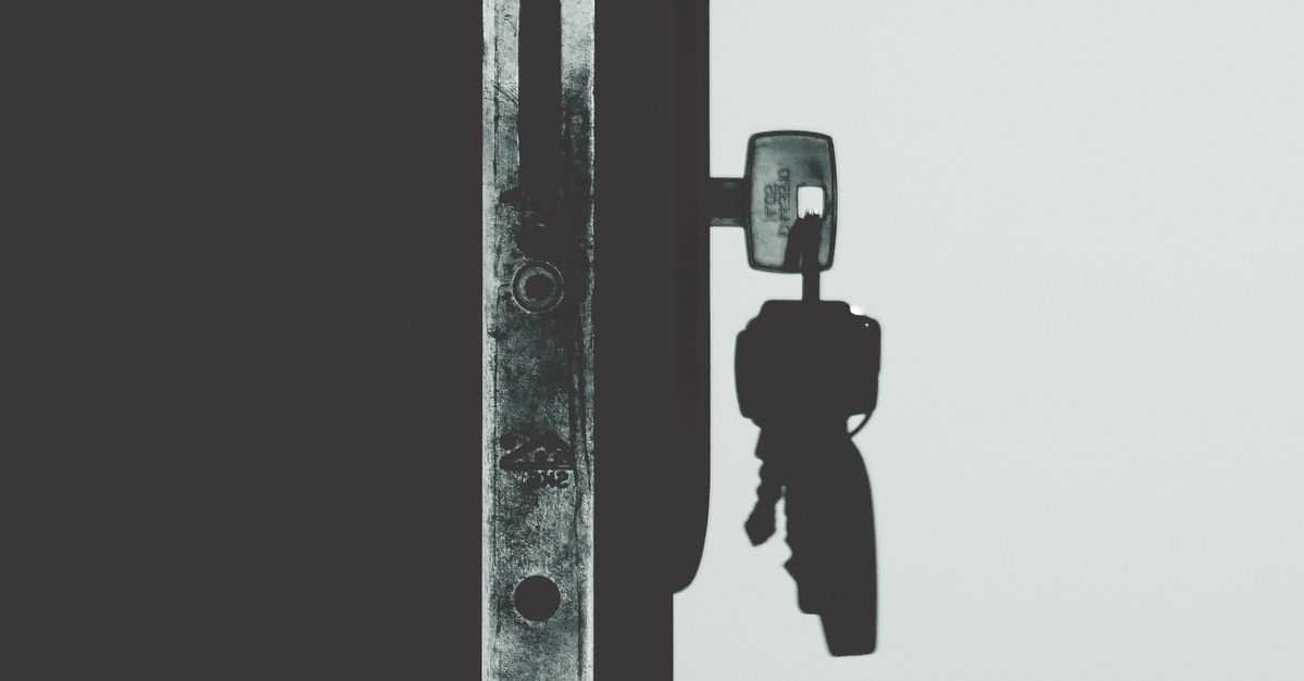 locksmith tools keys — Mike Locksmiths