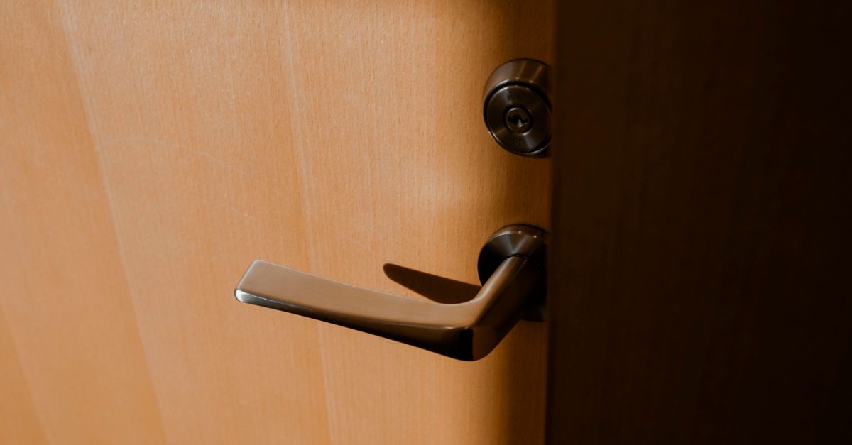 Why Your Deadbolt Choice Matters More Than Most People Realize — Mike Locksmiths