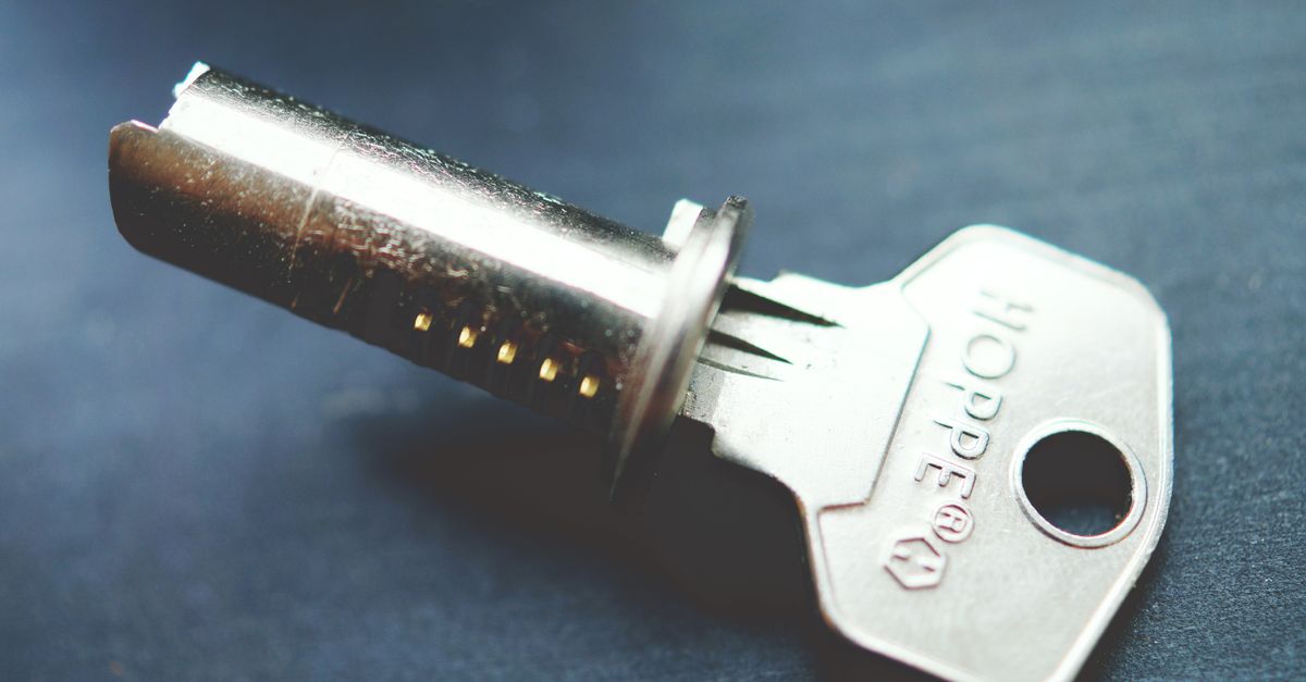 Emergency Lockout? Don't Panic — 24/7 Mobile Response in Palm Valley — Mike Locksmiths